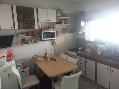 Depto Tipo Casa en Venta en Ramos Mejía Sur, USD 120.900