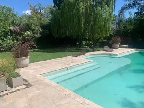 Casa 7 ambientes con 6 baños