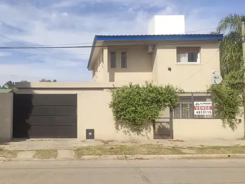Venta | Casa | 3 Dormitorios | Apta crédito | Capitán Bermúdez | Barrio Centro