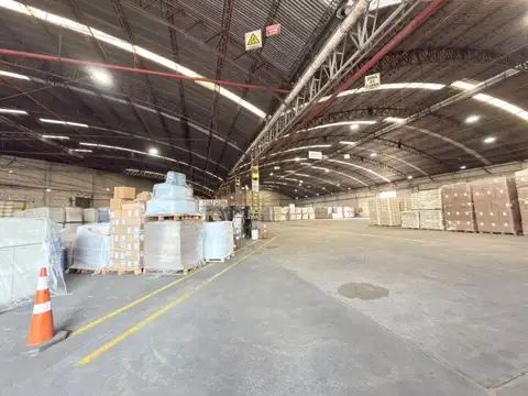 IMPORTANTE FRACCIÓN INDUSTRIAL EN VENTA – MORÓN | 10258 m² DE TERRENO + 11000 m² EDIFICADOS