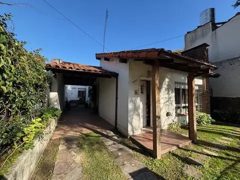 Casa 4 ambientes. Olivos.
