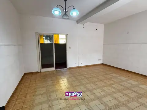 Depto Tipo Casa 3 ambientes con 1 baño