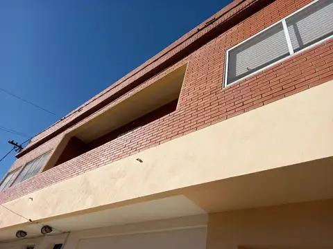 Mastropietro e/ Irigoyen y Lincoln