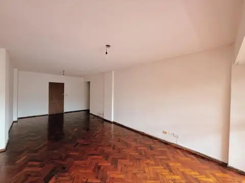 Departamento en Alquiler en Republica De La Sexta, $ 850.000