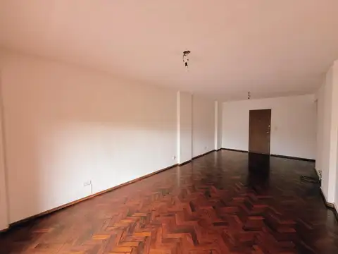 Departamento 5 ambientes con 2 baños