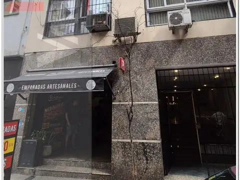 Local en Venta 49 años