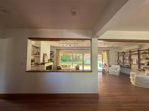 Casa en Alquiler en Valle Claro, USD 2.000