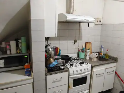 Depto Tipo Casa 5 ambientes con 2 baños