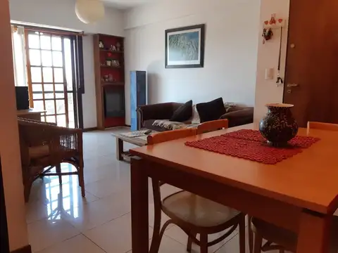 3 AMB AL CFTE CON BALCON