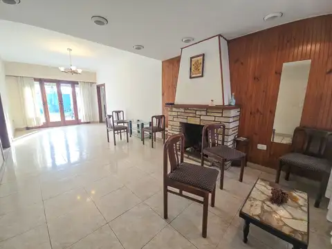 Casa en Alquiler de 3 dormitorios