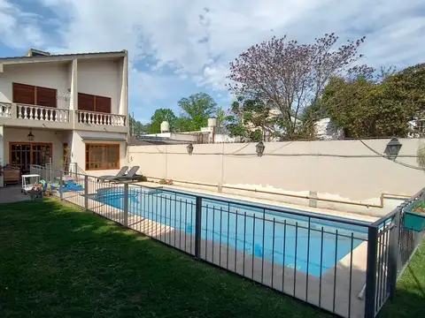 Venta casa 6 amb/pileta/dpto 2 amb VILLA DE MAYO