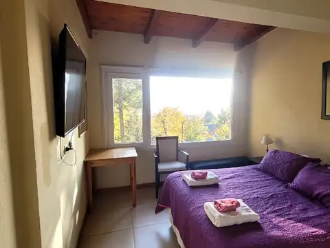 Depto Tipo Casa en Alquiler con 1 cocheras