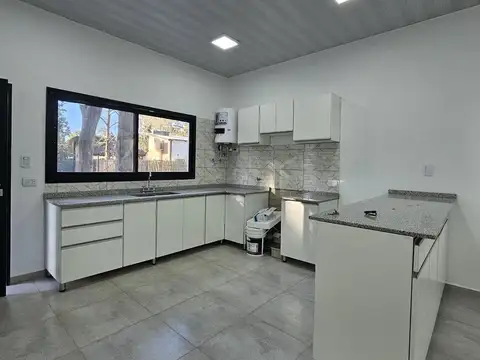 Casa en Venta con 1 cochera