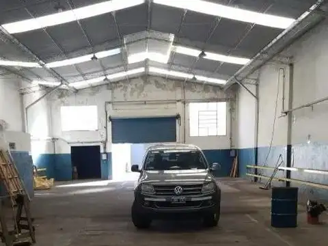 Galpon en Venta en Gerli, USD 540.000