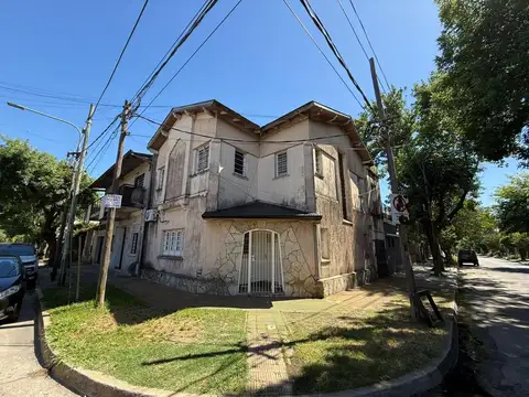Casa en zona residencial a la venta en Quilmes