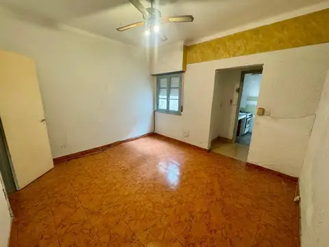Gabriela Mistral 2200