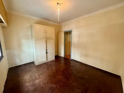 Depto Tipo Casa en Alquiler 60 años