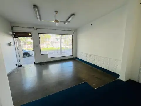 Local en Alquiler en Barrio España y Hospitales, $ 550.000