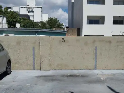 Cochera en Venta Descubierta