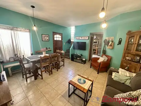 Depto Tipo Casa en Venta en Temperley, USD 128.000