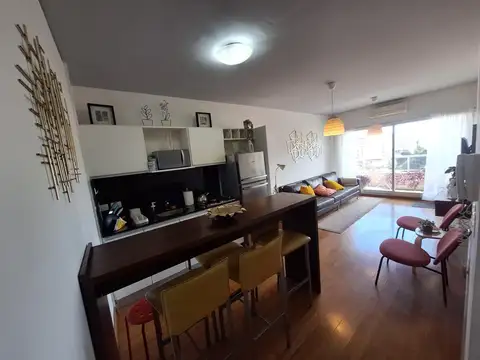 MEDRANO 400 , PILETA, SOLARIUM, SUM, IMPECABLE!