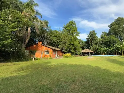 CASA QUINTA VENTA CON QUINCHO Y PILETA EN GARIN