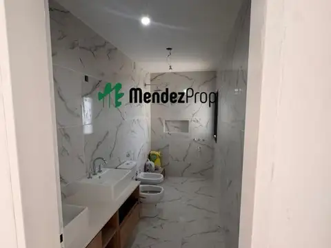 CASA A ESTRENAR EN VENTA