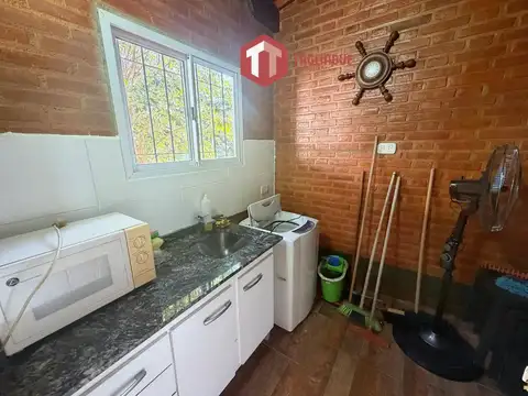 Casa en alquiler | Centro de Merlo | Con quincho y cochera