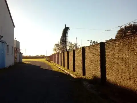 Av. Lujan 3700