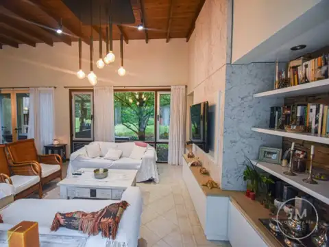 Casa en Venta de 5 dormitorios