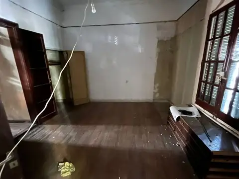 Depto Tipo Casa en Venta 94 años