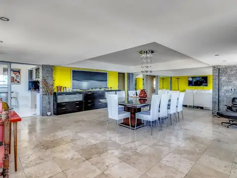 Departamento 5 ambientes con 4 baños