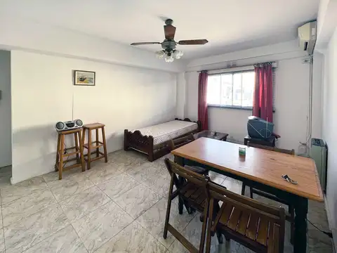 Alquiler de Departamento Semi Amoblado de 49 m² con 2 Dorm. en Balvanera.