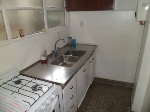 Departamento en Alquiler en Belgrano R, $ 650.000