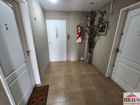 Departamento en venta de 2 dormitorios c/ cochera en Zona Centro