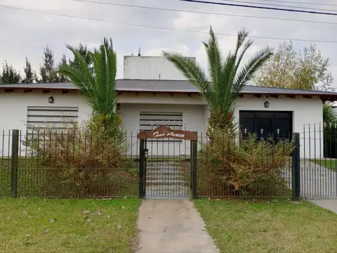 Casa en Venta en Olmos, Lisandro ,ap. [Cod: 456]