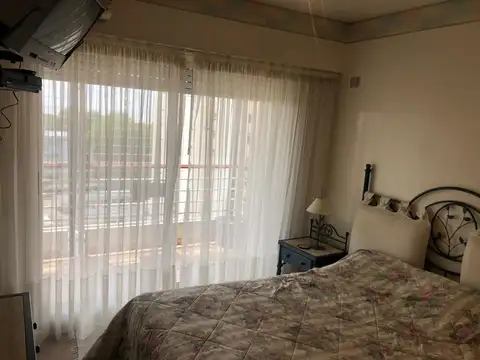 Departamento en Alquiler en Vicente Lopez Vias / Rio, USD 800