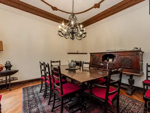 Casa en Venta con 1 cochera