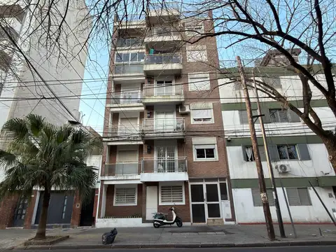 ALQUILER - Departamento de 1 dormitorio - Zona facultad de medicina