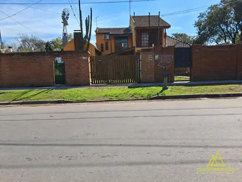 Casa en Grand Bourg 4 Ambientes con Pileta
