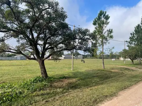 Terreno en Venta en Monte Vera, USD 24.000