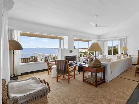 Casa de 7 dormitorios en José Ignacio 100