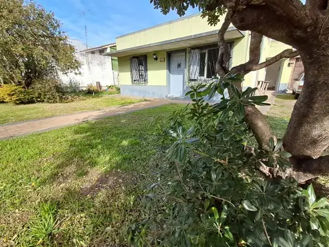 VENTA CASA 3 AMBIENTES  LOMA HERMOSA GALPON