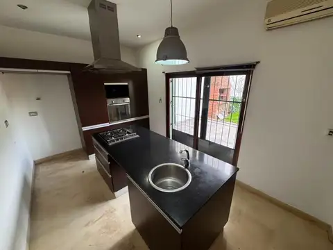 CASA - 4 DORMITORIOS - PARQUE- SAN ANTONIO DE PADUA