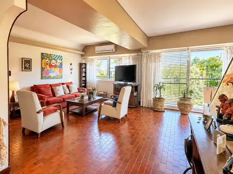Depto Tipo Casa en Venta de 3 dormitorios