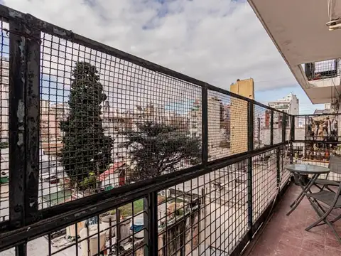 Departamento 5 ambientes con 2 baños