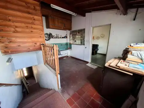 PH 2 AMB Y MEDIO, PLANTA ALTA FRENTE, C/PATIO. S/EXPENSAS