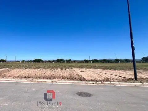 Terreno en Venta en Campos De Manantiales, USD 45.300
