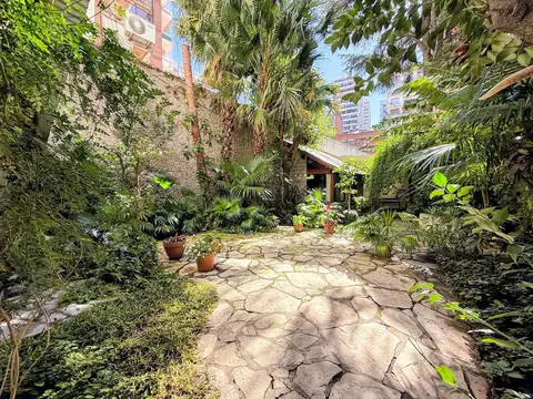 VENTA DEPARTAMENTO 5 AMB TIPO CASA CON JARDIN