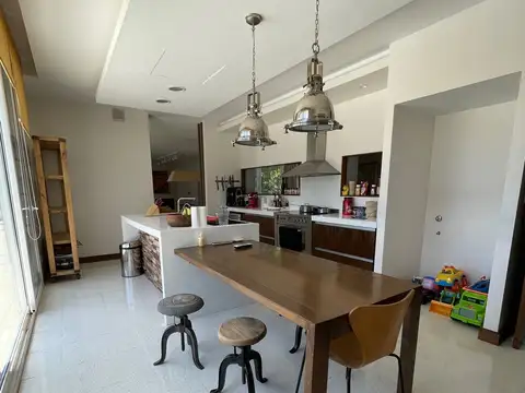 Casa en Venta en Ibarlucea, USD 750.000